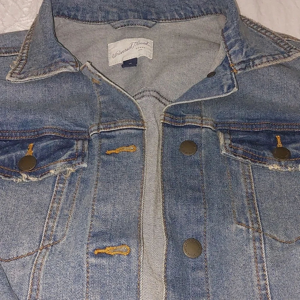 Jean Jacket - Picture 3 of 4